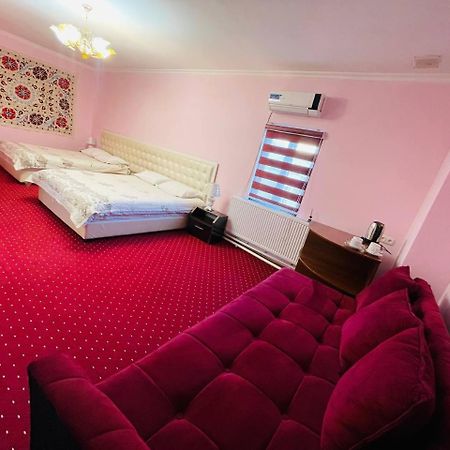 "Chor Minor" Hotel Unesco Heritage List 2 Minutes To Bukhara Old Town Square Official Partner Of The La Rosse Aroma Esterno foto