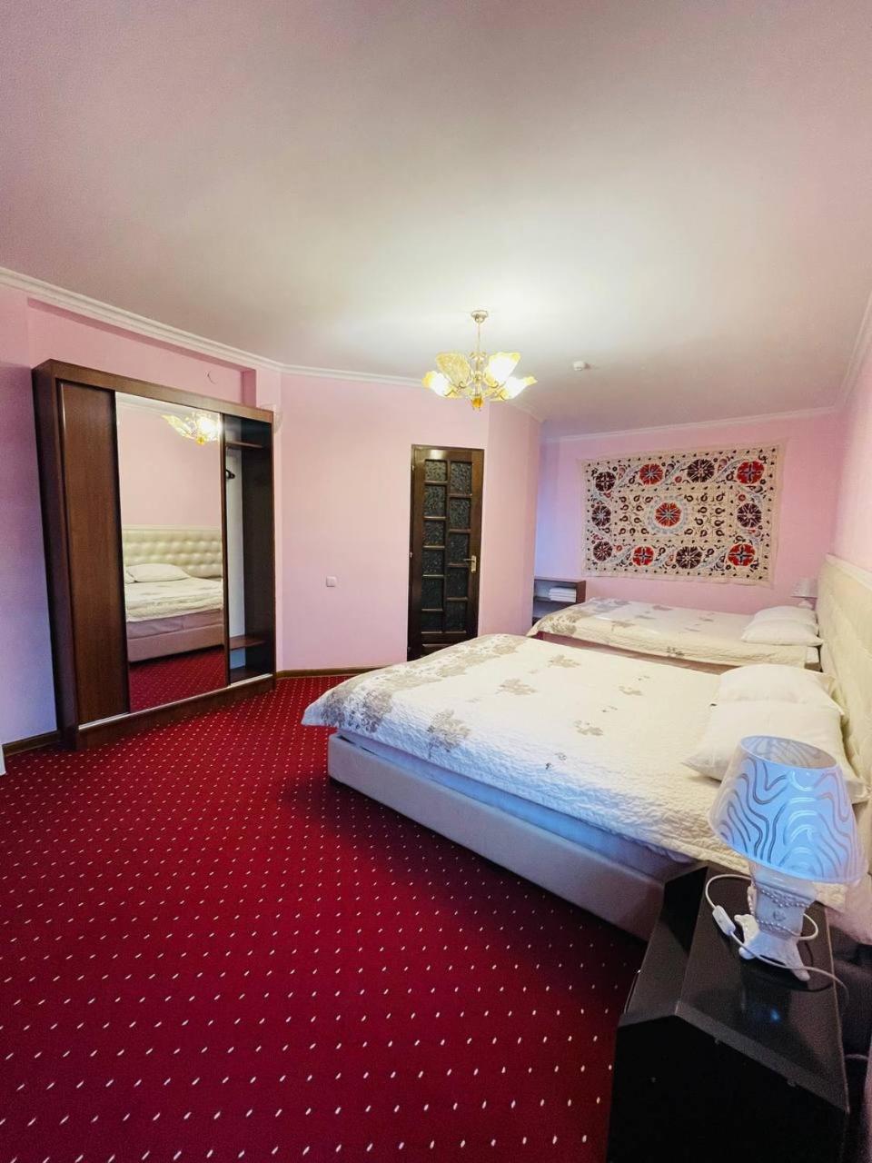 "Chor Minor" Hotel Unesco Heritage List 2 Minutes To Bukhara Old Town Square Official Partner Of The La Rosse Aroma Esterno foto