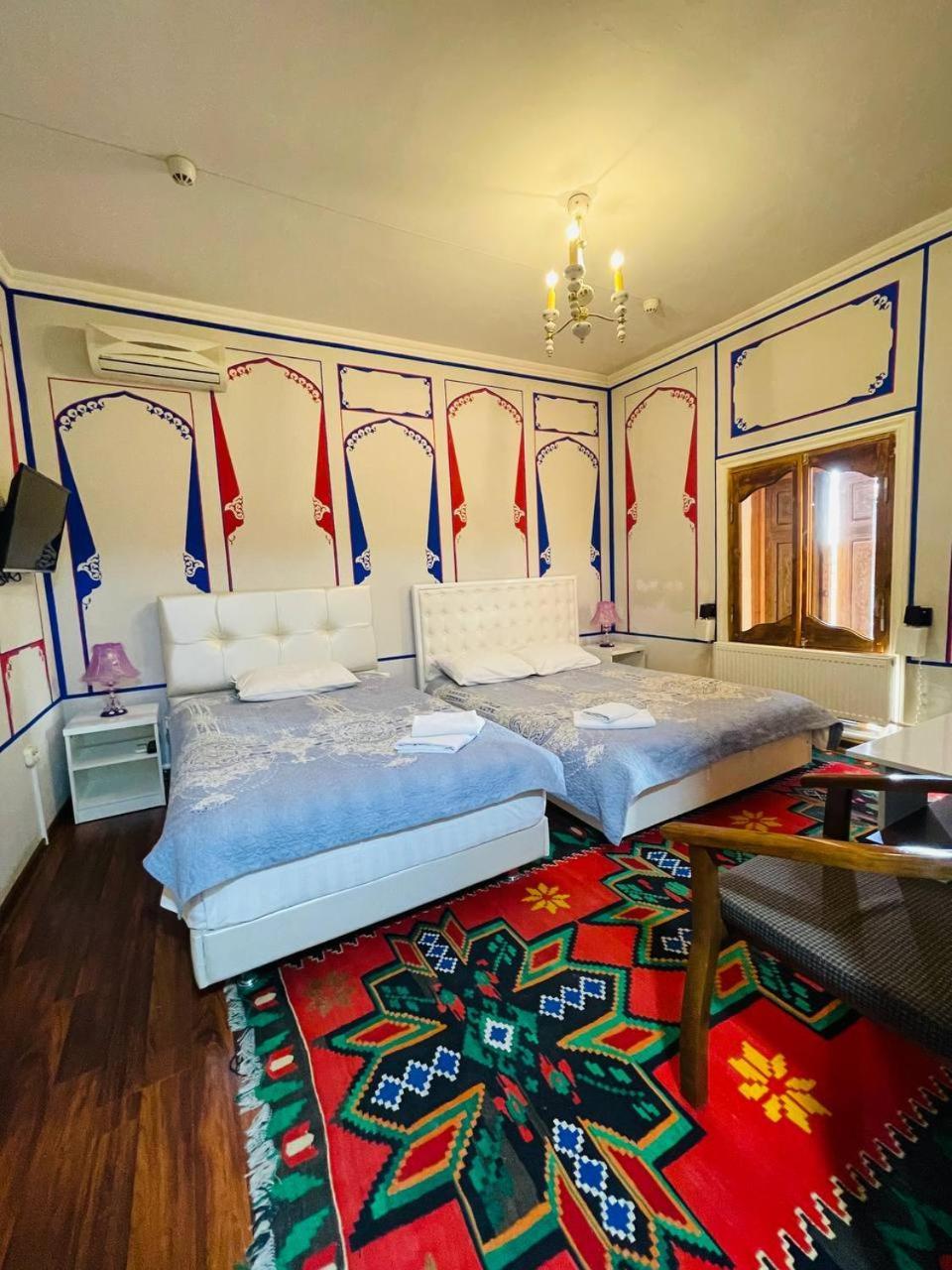 "Chor Minor" Hotel Unesco Heritage List 2 Minutes To Bukhara Old Town Square Official Partner Of The La Rosse Aroma Esterno foto